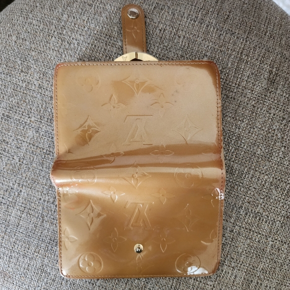 Louis Vuitton Handbags - LV Bifold